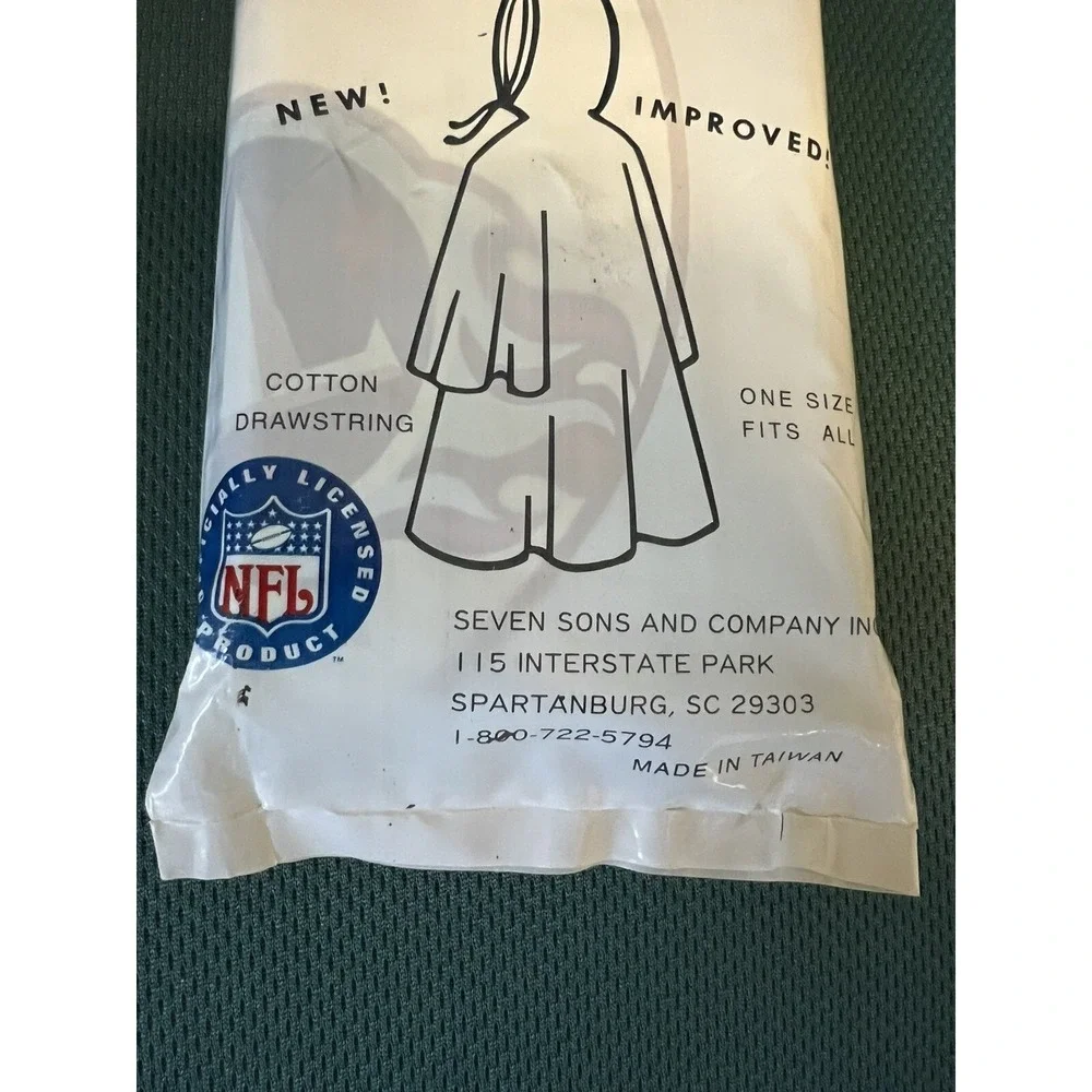 Rainmate‎ ll Rainwear Hooded Poncho TN Titans NFL  New